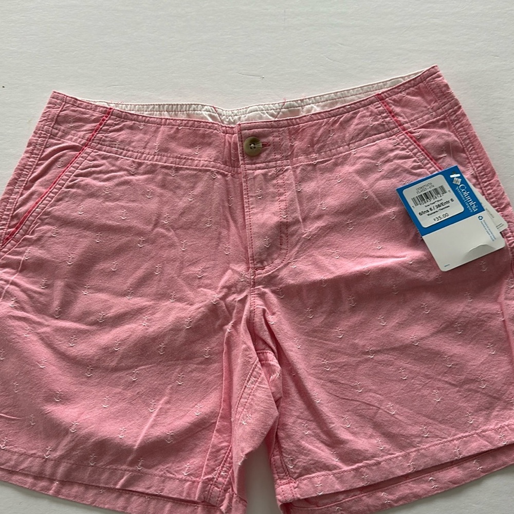 Womens Pink Columbia Shorts, Size 6